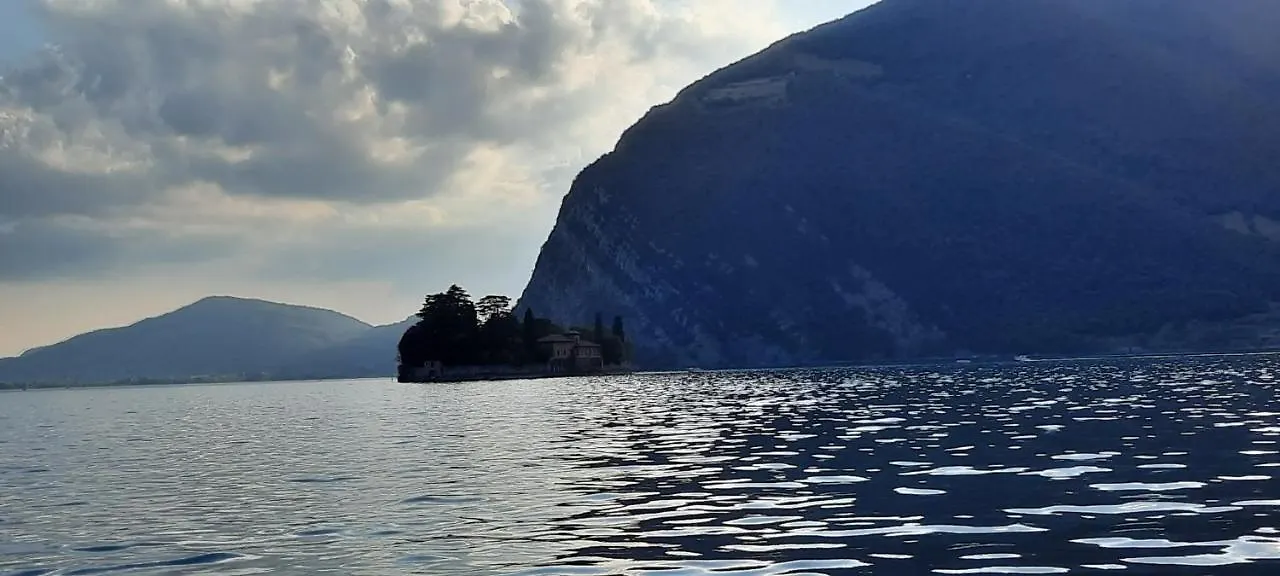 Amore di lago Tavernola Bergamasca Casa vacanze